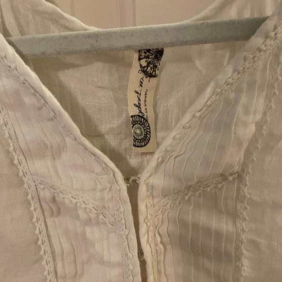 Free People Hook Closure Boho Top - Picture 2 of 2